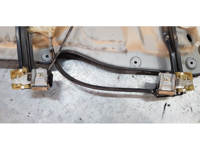 Recambio de elevalunas delantero derecho para volkswagen caddy ka/kb (2k) kombi referencia OEM IAM 2K1837752BJ  