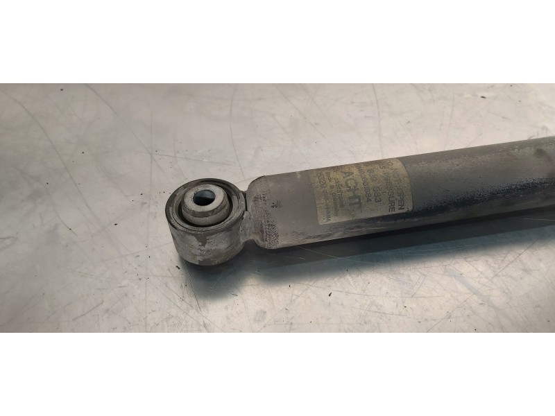 Recambio de amortiguador trasero izquierdo para opel astra k lim. 5türig business referencia OEM IAM 39039583  