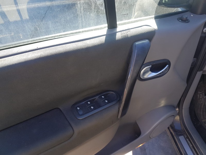 renault scenic ii del año 2005