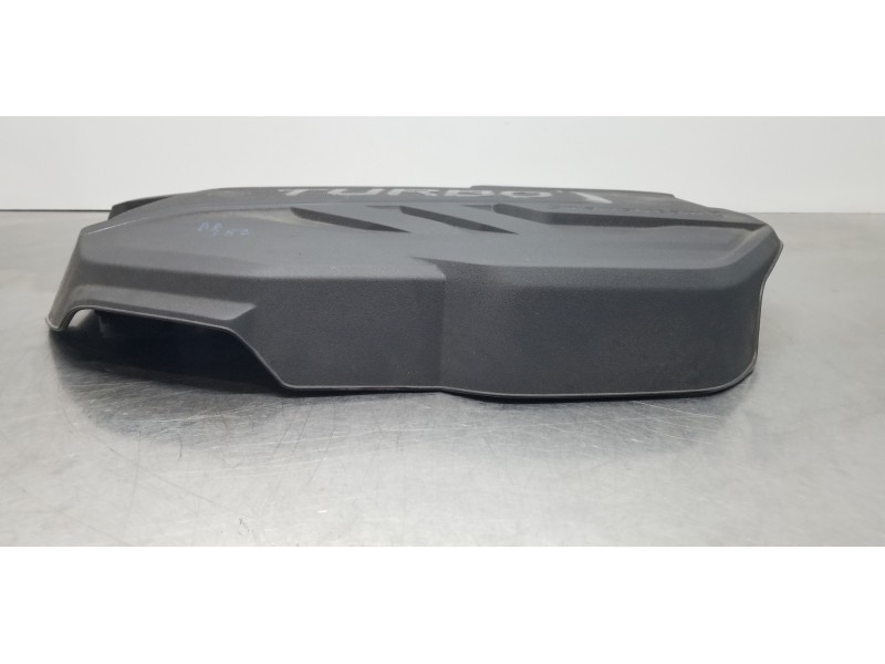 Recambio de tapa motor para hyundai tucson tecno sky referencia OEM IAM 292402U700  