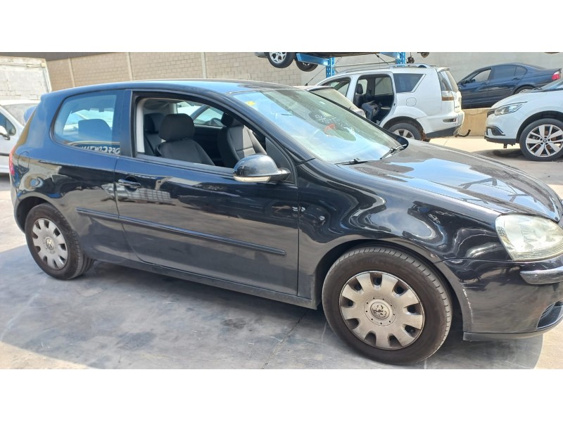 volkswagen golf v berlina (1k1) del año 2005