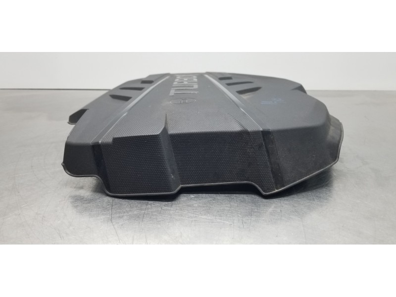 Recambio de tapa motor para hyundai tucson tecno sky referencia OEM IAM 292402U700  