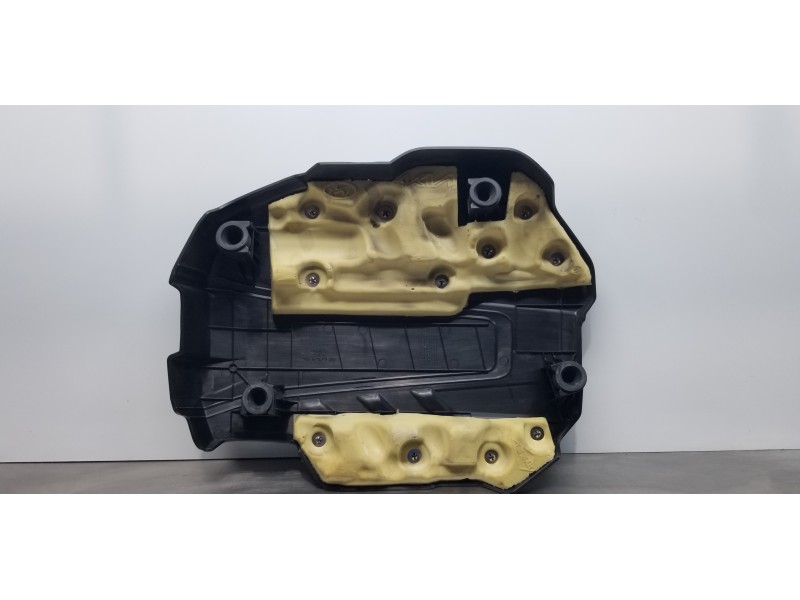 Recambio de tapa motor para hyundai tucson tecno sky referencia OEM IAM 292402U700  