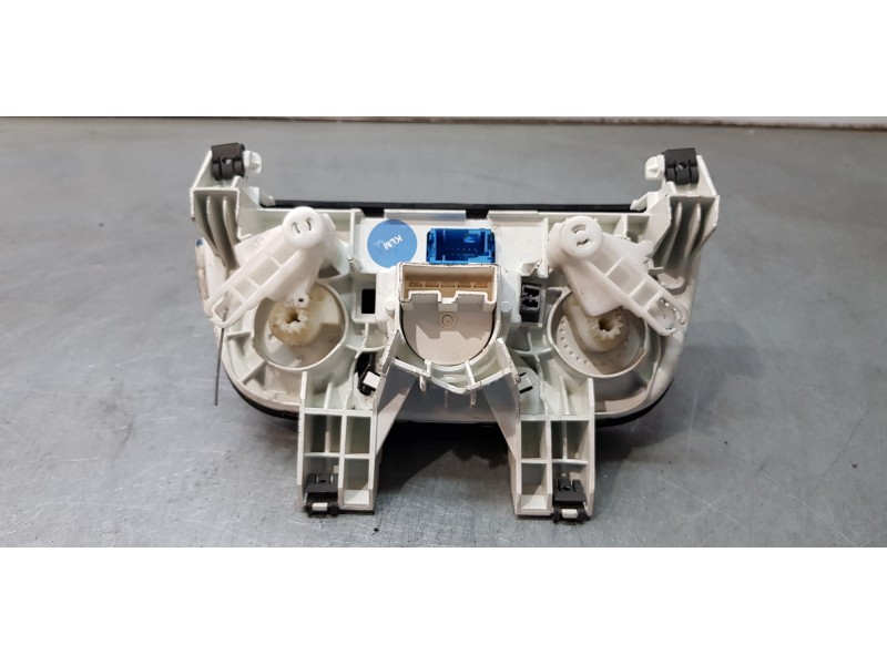 Recambio de mando calefaccion / aire acondicionado para opel combo d expression l2h1 referencia OEM IAM 735498657   Recambio de mando calefaccion / aire acondicionado para opel combo d expression l2h1 referencia OEM IAM 735498657