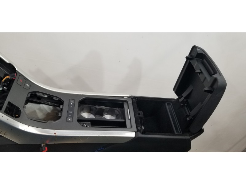 Recambio de apoyabrazos central para land rover evoque dynamic referencia OEM IAM LR054854 LR033473 BJ32045C74AB8PVJ