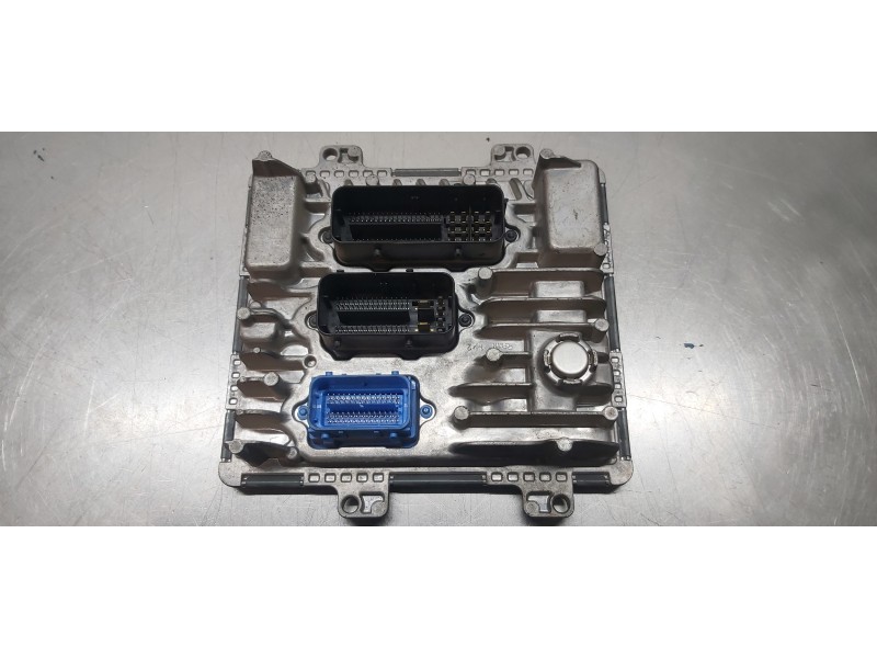 Recambio de centralita motor uce para opel astra k lim. 5türig business referencia OEM IAM 55493025  