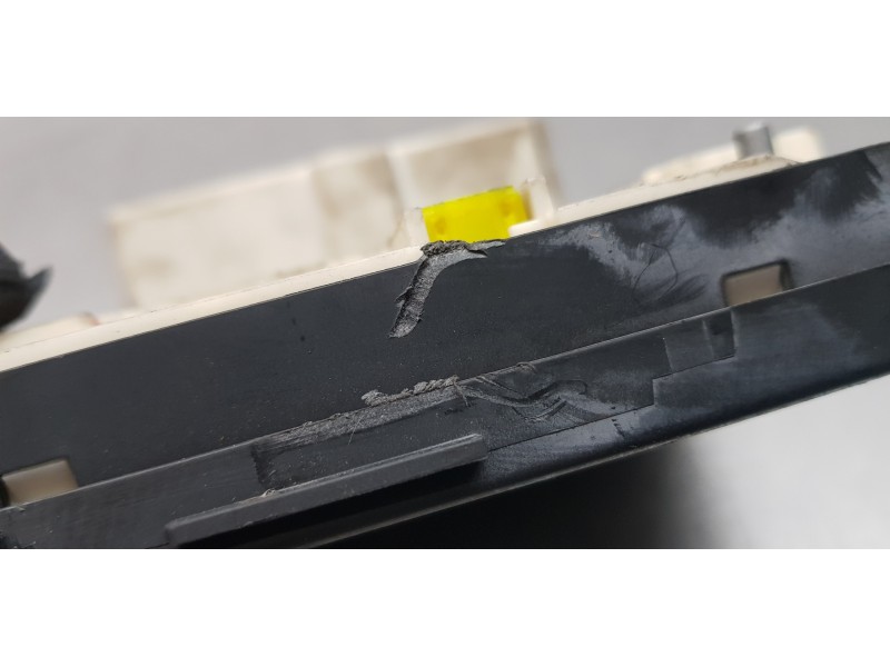 Recambio de caja reles / fusibles para renault scenic ii authentique referencia OEM IAM 8200481866   Recambio de caja reles / fusibles para renault scenic ii authentique referencia OEM IAM 8200481866