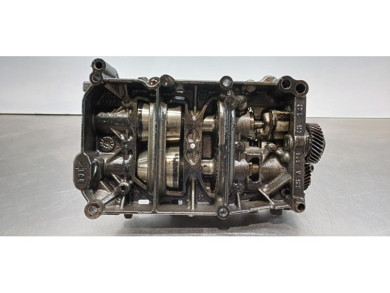 Recambio de bomba aceite para volkswagen t5 bus (7e) caravelle comfortline lang 4motion referencia OEM IAM 03L103295D  