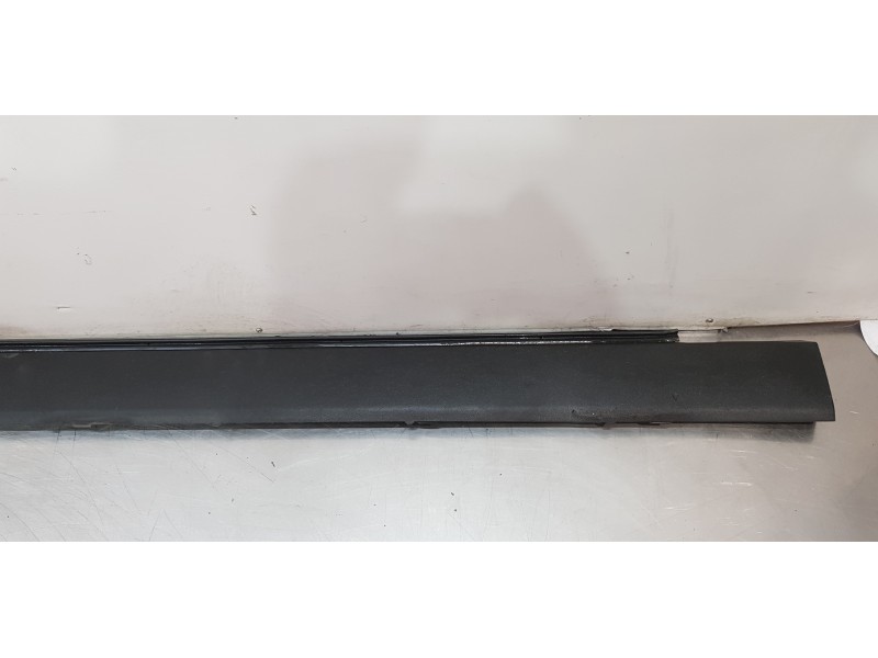 Recambio de faldon lateral para volvo xc60 inscription awd referencia OEM IAM 31420623  