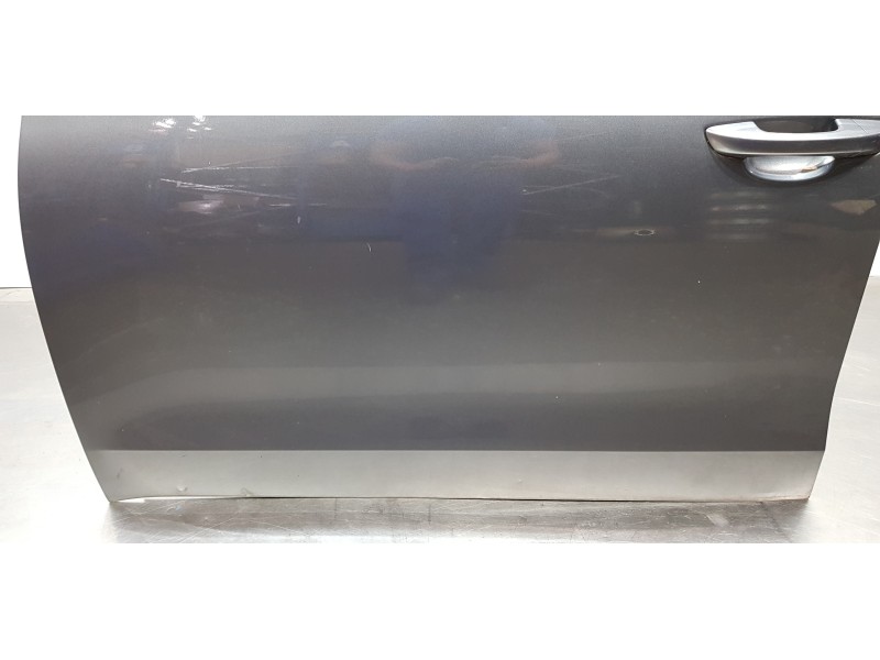 Recambio de puerta delantera izquierda para volkswagen passat lim. (362) referencia OEM IAM 561831055A  