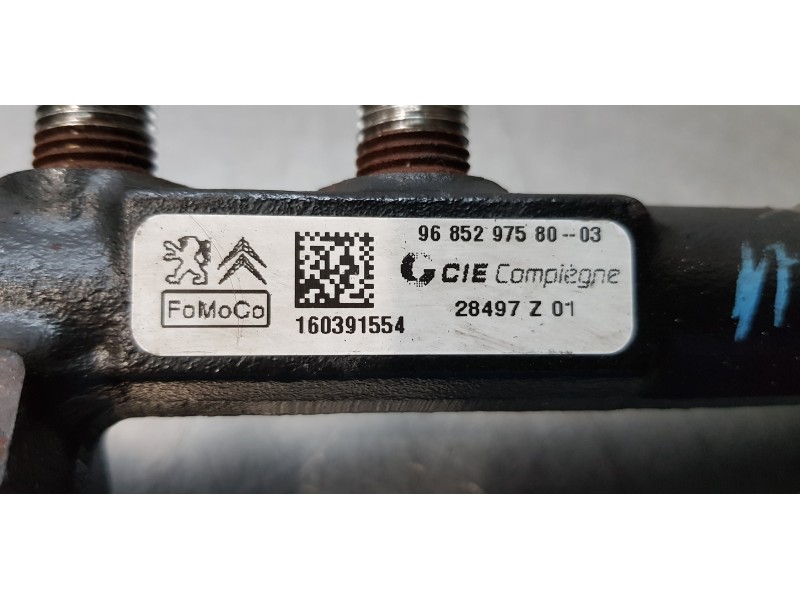 Recambio de rampa inyectora para ford transit courier combi trend referencia OEM IAM 9685297580  