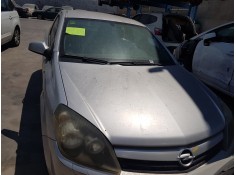 opel astra gtc del año 2005