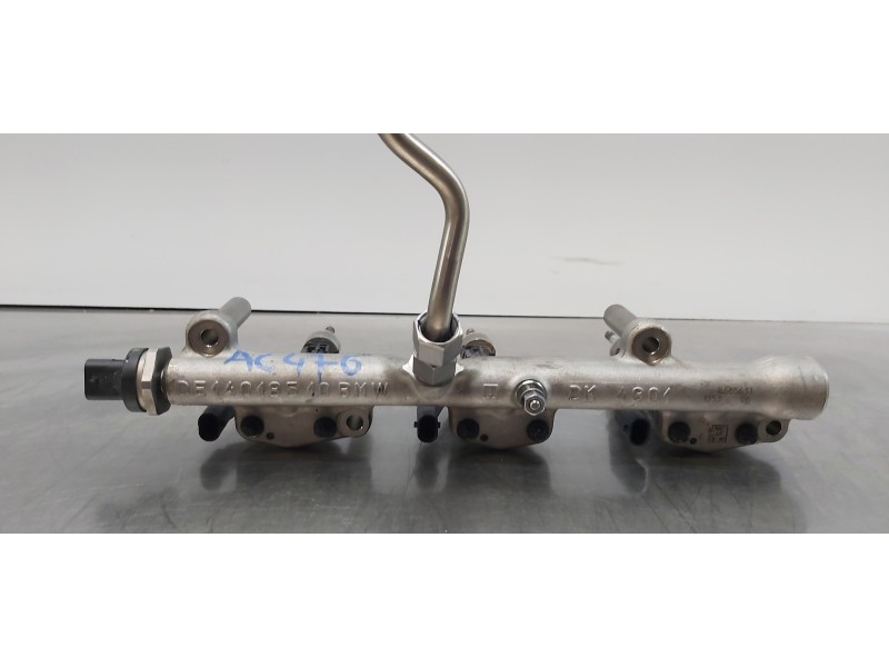 Recambio de rampa inyectora para mini mini 5-trg. (f55) one referencia OEM IAM 13538665631  