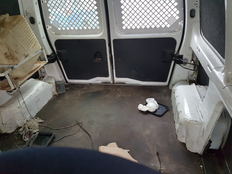 peugeot partner (s2) del año 2007