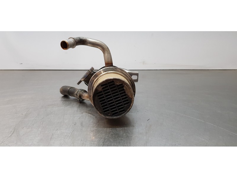 Recambio de enfriador egr para volkswagen caddy furgón/kombi kombi referencia OEM IAM 04L131512AJ  