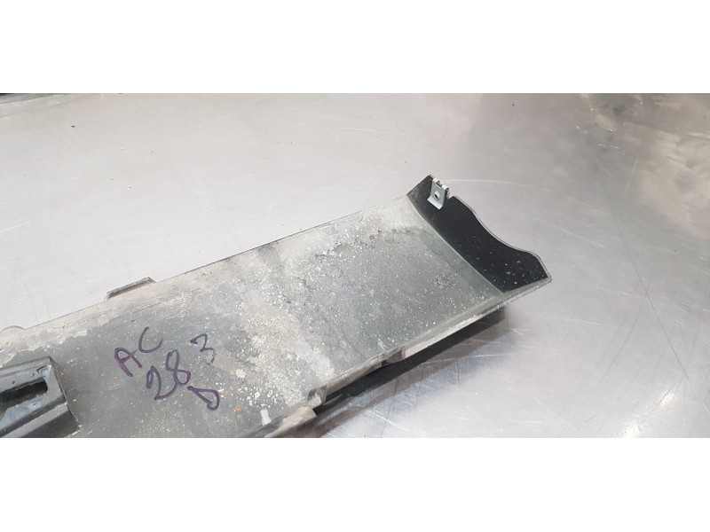 Recambio de faldon lateral para volvo xc60 inscription awd referencia OEM IAM 31420623  