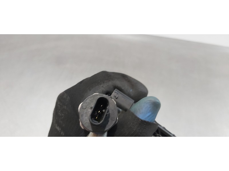 Recambio de rampa inyectora para mini mini 5-trg. (f55) one referencia OEM IAM 13538665631  