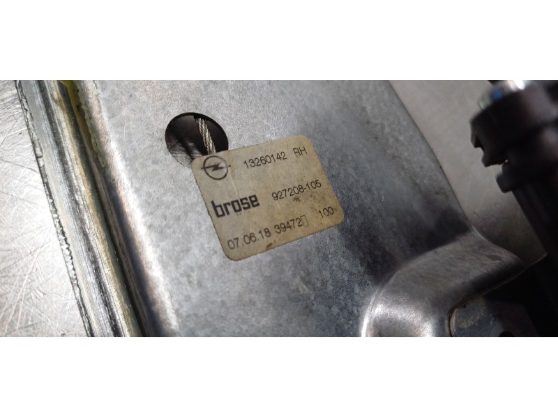 Recambio de elevalunas trasero derecho para opel zafira (c) family start/stop referencia OEM IAM 13369290 13260142  Recambio de elevalunas trasero derecho para opel zafira (c) family start/stop referencia OEM IAM 13369290 13260142