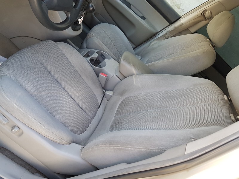 kia carens (un) del año 2007