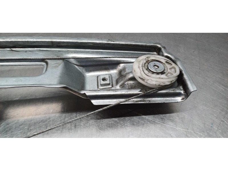 Recambio de elevalunas trasero izquierdo para opel zafira (c) family start/stop referencia OEM IAM 13369289 13260141  Recambio de elevalunas trasero izquierdo para opel zafira (c) family start/stop referencia OEM IAM 13369289 13260141