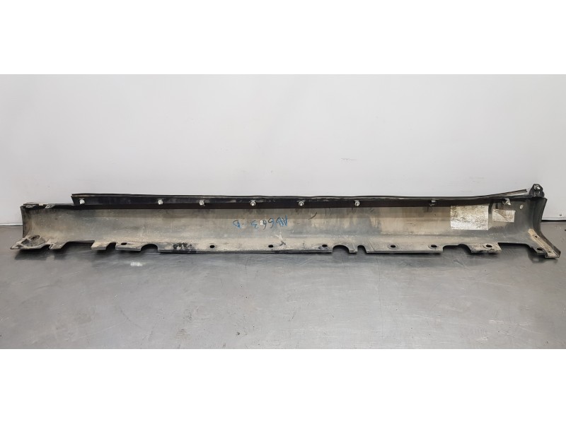 Recambio de faldon lateral para bmw x5 (e70) xdrive35d referencia OEM IAM 51778037290  