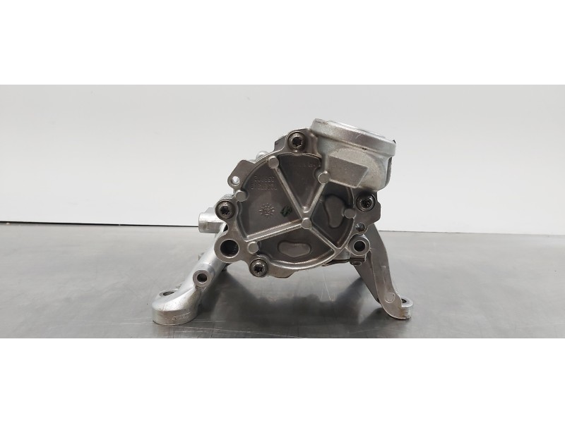 Recambio de bomba aceite para mini mini 5-trg. (f55) one referencia OEM IAM 11418631810  