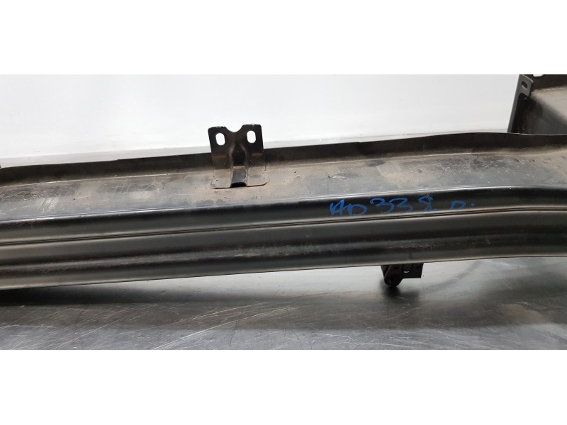 Recambio de refuerzo paragolpes delantero para volkswagen passat lim. (362) referencia OEM IAM 561807109  