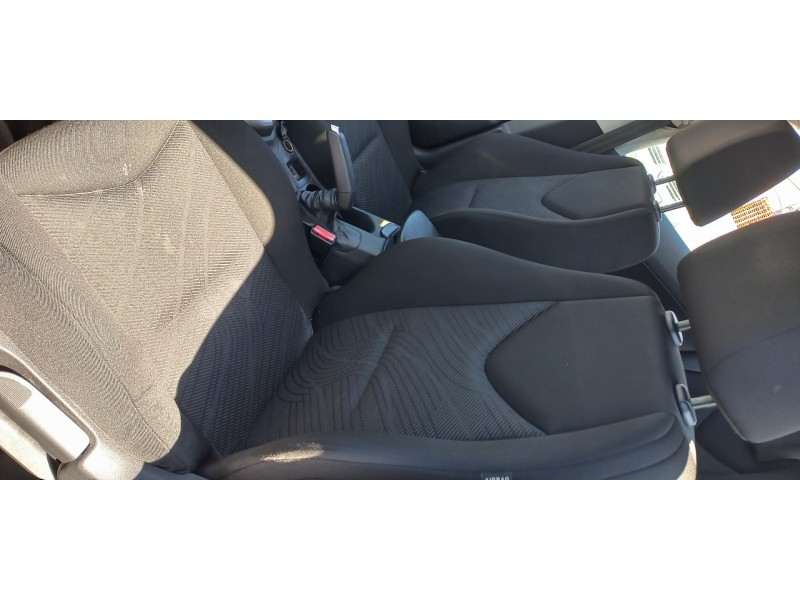 peugeot 308 del año 2012