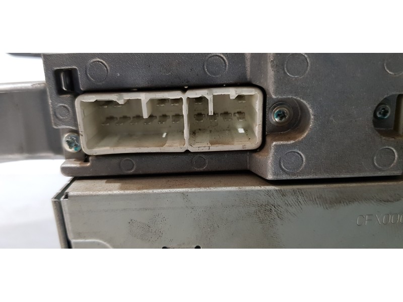 Recambio de sistema audio / radio cd para toyota rav 4 (a3) sol referencia OEM IAM 8612042220  