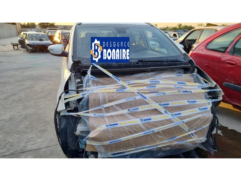 kia carens ( ) del año 2018