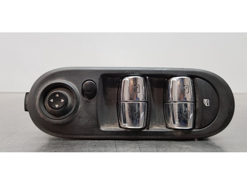 Recambio de mando elevalunas delantero izquierdo para mini mini 5-trg. (f55) one referencia OEM IAM 61319354858 9354858 