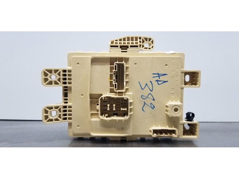 Recambio de caja reles / fusibles para hyundai tucson tecno sky referencia OEM IAM 91950N7221  