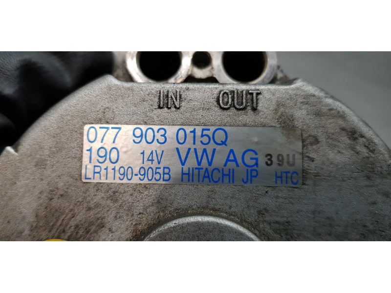 Recambio de alternador para audi a8 (4e2) 3.7 quattro referencia OEM IAM 077903015Q  