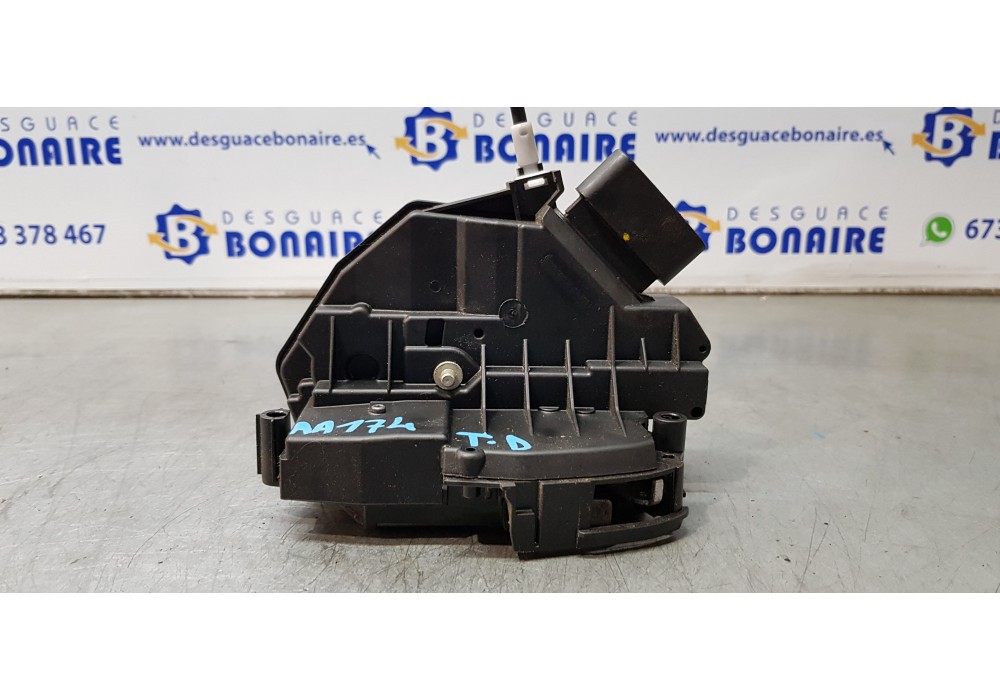 Recambio de cerradura puerta trasera derecha para ford focus lim. st-line b&r referencia OEM IAM BM5AA26412AH  