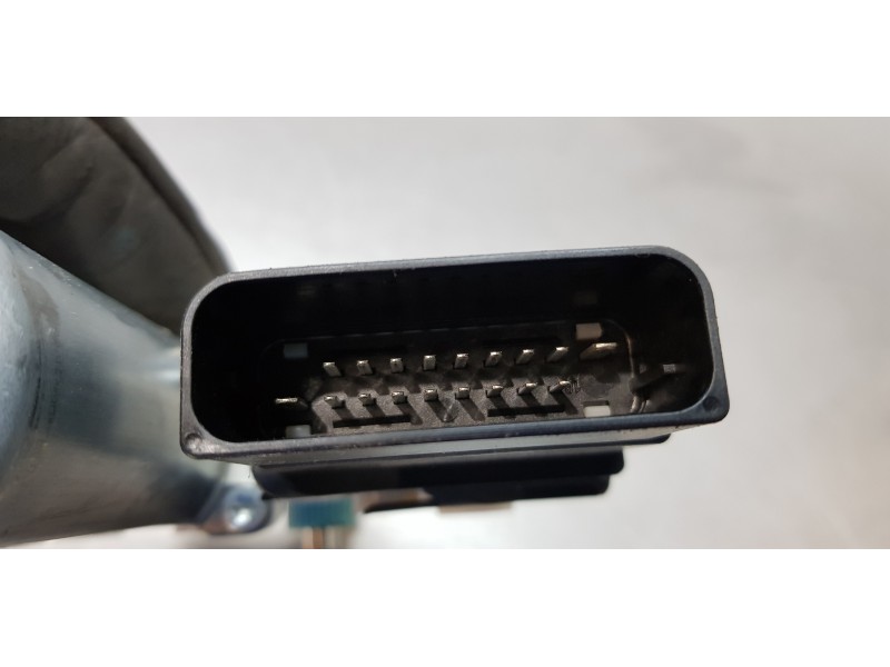 Recambio de motor elevalunas trasero derecho para seat leon (1p1) reference referencia OEM IAM 1K0959704AF   Recambio de motor elevalunas trasero derecho para seat leon (1p1) reference referencia OEM IAM 1K0959704AF