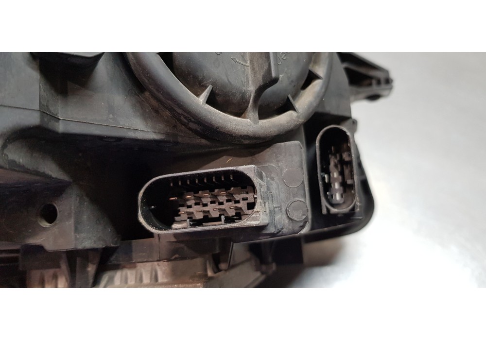 Recambio de faro izquierdo para mercedes clase s (w221) berlina 320 / 350 cdi (221.022) referencia OEM IAM A2218205561  