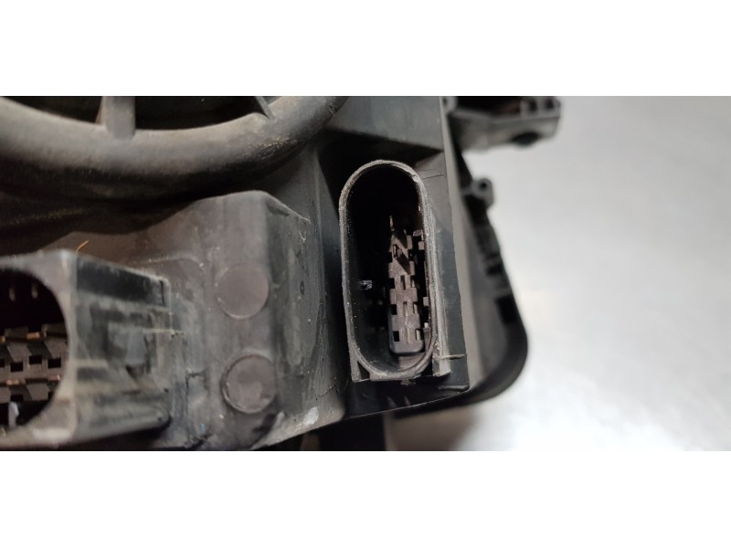 Recambio de faro izquierdo para mercedes clase s (w221) berlina 320 / 350 cdi (221.022) referencia OEM IAM A2218205561  