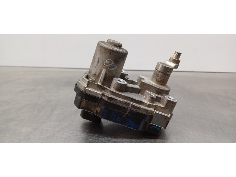 Recambio de modulo electronico para ssangyong korando limited 4x2 referencia OEM IAM 5900110760 590011076  Recambio de modulo electronico para ssangyong korando limited 4x2 referencia OEM IAM 5900110760 590011076