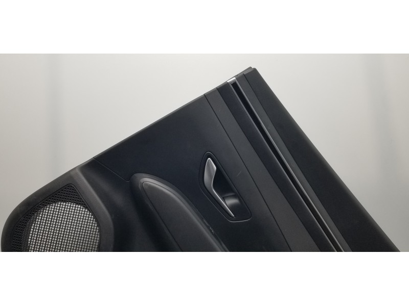 Recambio de guarnecido tapizado puerta trasera derecha para hyundai tucson tecno sky referencia OEM IAM 83306N7001NNB  