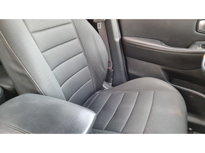 kia carens ( ) del año 2018