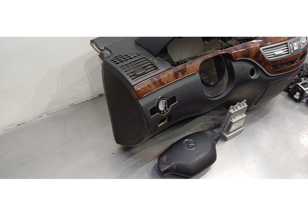 Recambio de kit airbag para mercedes clase s (w221) berlina 320 / 350 cdi (221.022) referencia OEM IAM A22168031879E71  
