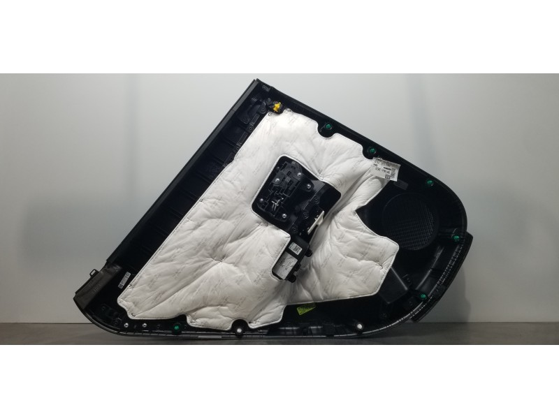 Recambio de guarnecido tapizado puerta trasera derecha para hyundai tucson tecno sky referencia OEM IAM 83306N7001NNB  
