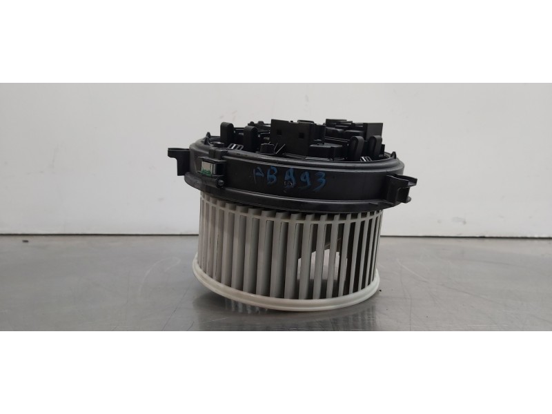 Recambio de motor calefaccion para opel astra k lim. 5türig business referencia OEM IAM 13497776  