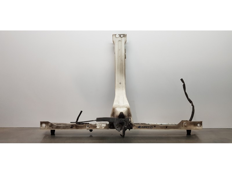 Recambio de travesaño superior para ssangyong korando limited 4x2 referencia OEM IAM 5713034150   Recambio de travesaño superior para ssangyong korando limited 4x2 referencia OEM IAM 5713034150