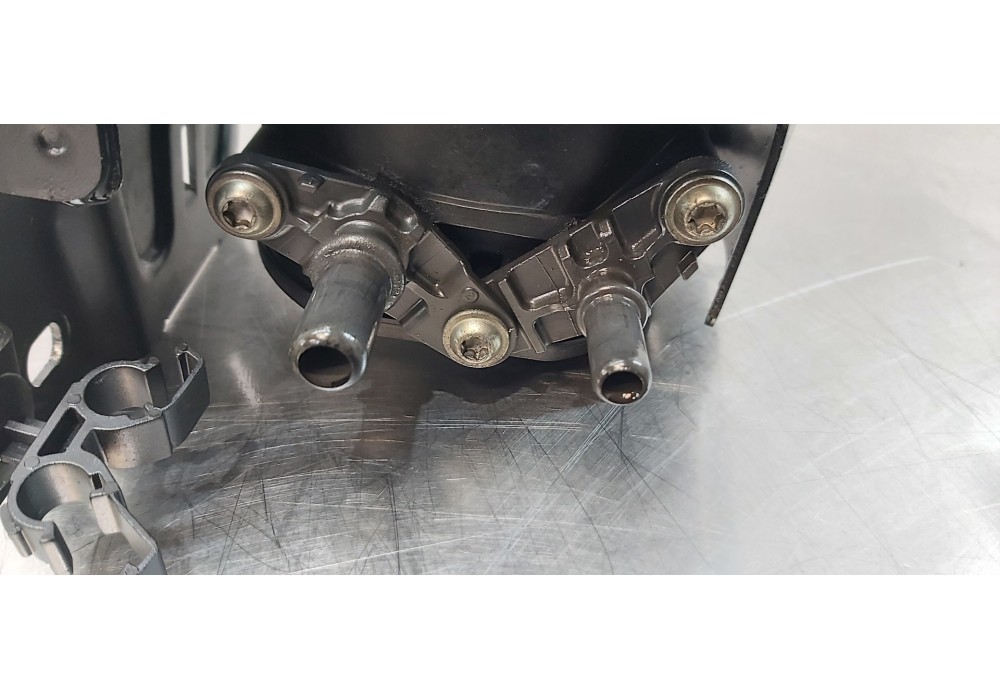 Recambio de soporte filtro gasoil para ford transit kastenwagen (ttg) 350 l2 ambiente referencia OEM IAM 2005767  