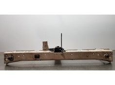 Recambio de travesaño superior para ssangyong korando limited 4x2 referencia OEM IAM 5713034150   2