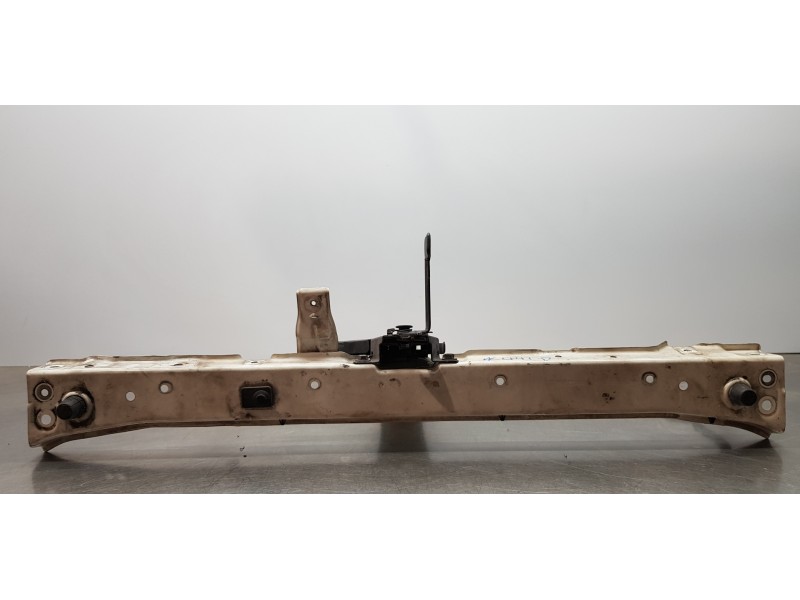 Recambio de travesaño superior para ssangyong korando limited 4x2 referencia OEM IAM 5713034150   Recambio de travesaño superior para ssangyong korando limited 4x2 referencia OEM IAM 5713034150