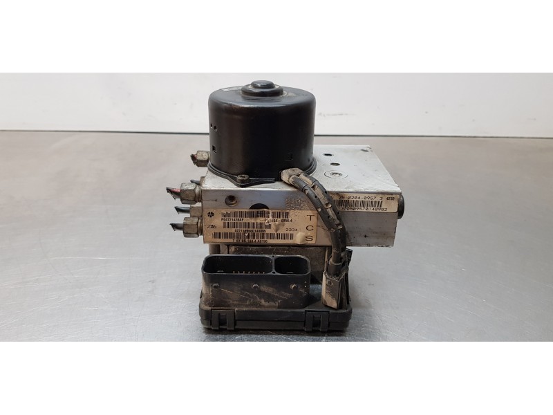 Recambio de abs para chrysler voyager (rg) 2.8 crd se grand voyager (d) referencia OEM IAM 04686704AD  