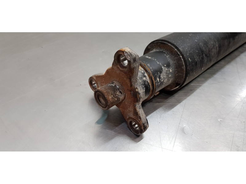 Recambio de transmision central para alfa romeo stelvio (630) basis q4 referencia OEM IAM 46340800 00552726170 