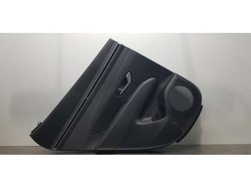 Recambio de guarnecido tapizado puerta trasera izquierda para hyundai tucson tecno sky referencia OEM IAM 83305N7001NNB  